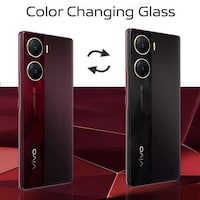 Curvaceous Color-Changing Smartphones Image 4