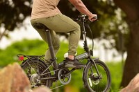 Collapsible Commuter E-Bikes Image 3