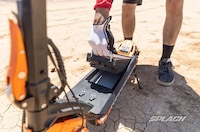 Terrain-Tackling Electric Kickscooters Image 4