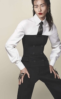 Star-Studded Luxe Fashion Campaigns Image 2