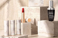 Museum-Inspired Artful Cosmetics Image 1