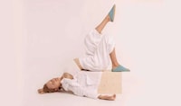 Minimalist Unisex Slides Image 8