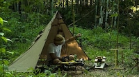 Wearable Poncho-Style Tents Image 2