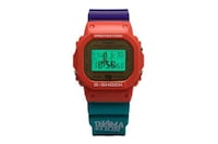 Color-Blocked Skater Timepieces Image 2
