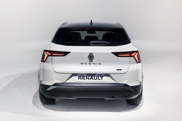 Renault Scenic E-Tech Rendering Visualizes How The MPV Could Morph Into An  Electric SUV