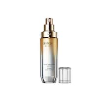 Luxurious Firming Serums Image 2