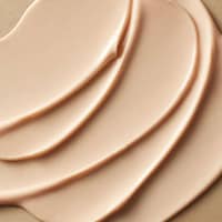 Luxurious Firming Serums Image 3