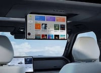 Commanding Recreational SUV Models Image 5