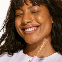 Skin-Like Serum Concealers Image 2