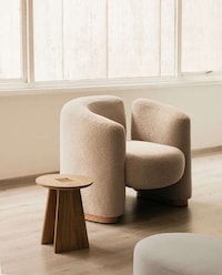 Global Design-Honoring Stool Capsules Image 3