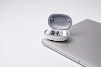 Comfortable Hearing Aids Image 4