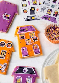 Playful Kid-Friendly Baking Kits Image 5