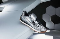 Hybrid Football Running Shoes Image 3
