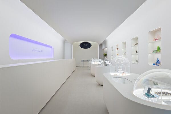 Flight Center Cannabis Stores