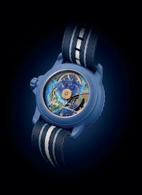 Minimal Collaborative Dive Watches Image 5