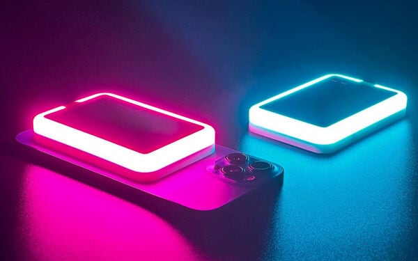 Illuminating Magnetic Smartphone Batteries