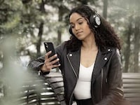 AI Spatial Audio Headphones