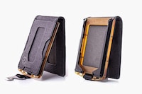 High-Strength Minimalist Wallet Designs Image 2