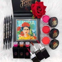 Hidden Eyeshadow Palettes Image 1