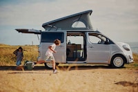 Dynamic Convertable Camper Vans Image 3