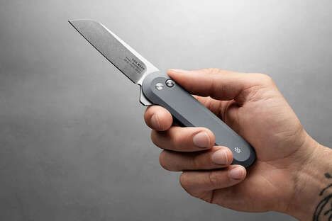 Minimalist EDC Pocket Knives