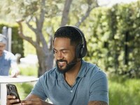 Adaptable Mobile Professional Headsets Image 1