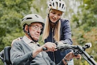 Customizable Senior E-Bikes Image 3
