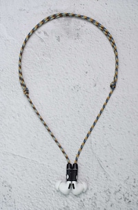 Wireless Earbud Connecting Chains Image 1