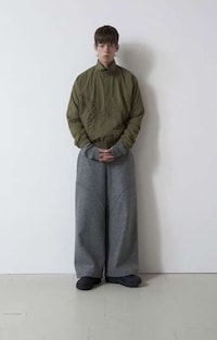 Fall-Centric Simplistic Apparel Image 2