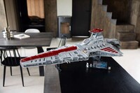 Sci-Fi-Themed Cruiser Puzzle Sets Image 3