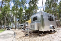 High-Efficiency Layout Camping Trailers Image 5