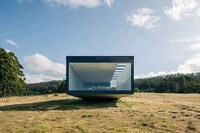 Lush Surroundings Glass Homes Image 3