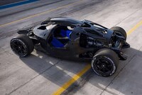 Exoskeleton-Free Hypercar Designs Image 2