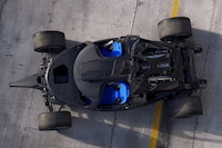 Exoskeleton-Free Hypercar Designs Image 4