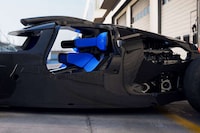 Exoskeleton-Free Hypercar Designs Image 7