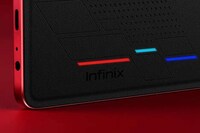 Racing Enthusiast Smartphone Models Image 6