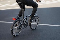 Collapsible Belt-Driven Commuter Bikes Image 4