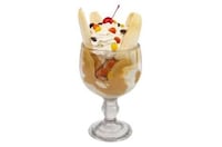 Pop Star-Inspired Sundaes Image 2