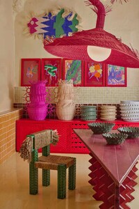 Brightly Designed Studio Showrooms Image 2