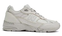 Minimal Lifestyle Sneaker Series Image 2