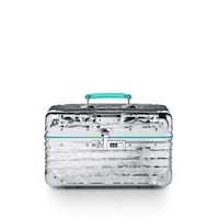 Jewelry-Collaborative Luxe Luggage Image 2