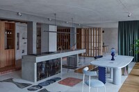 Immersive Artful Apartments Image 1