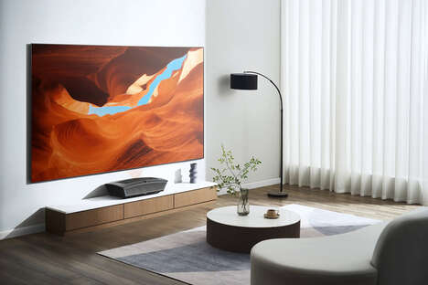 Consolidated Short-Throw Projectors