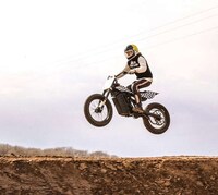 Bump-Absorbing Electric Motorbikes Image 2