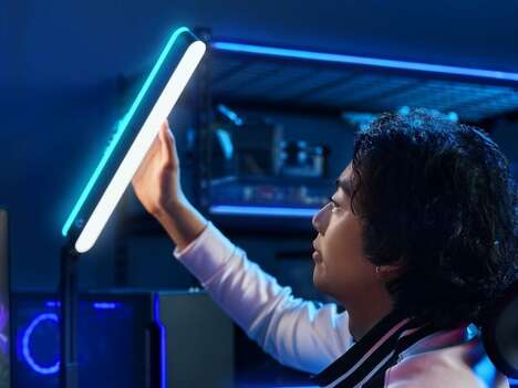 Dual-Sided Streaming Lights