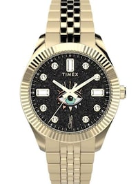 Alluring Luxury Timepieces Image 2