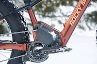 Snow-Faring Mountain Bikes Image 3