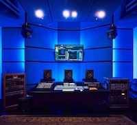 Affordable Active Monitor Speakers Image 2