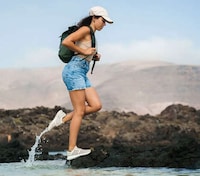 Water-Friendly Travel Sneakers Image 1
