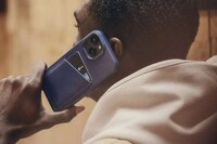 Wallet-Paired Smartphone Protectors Image 1